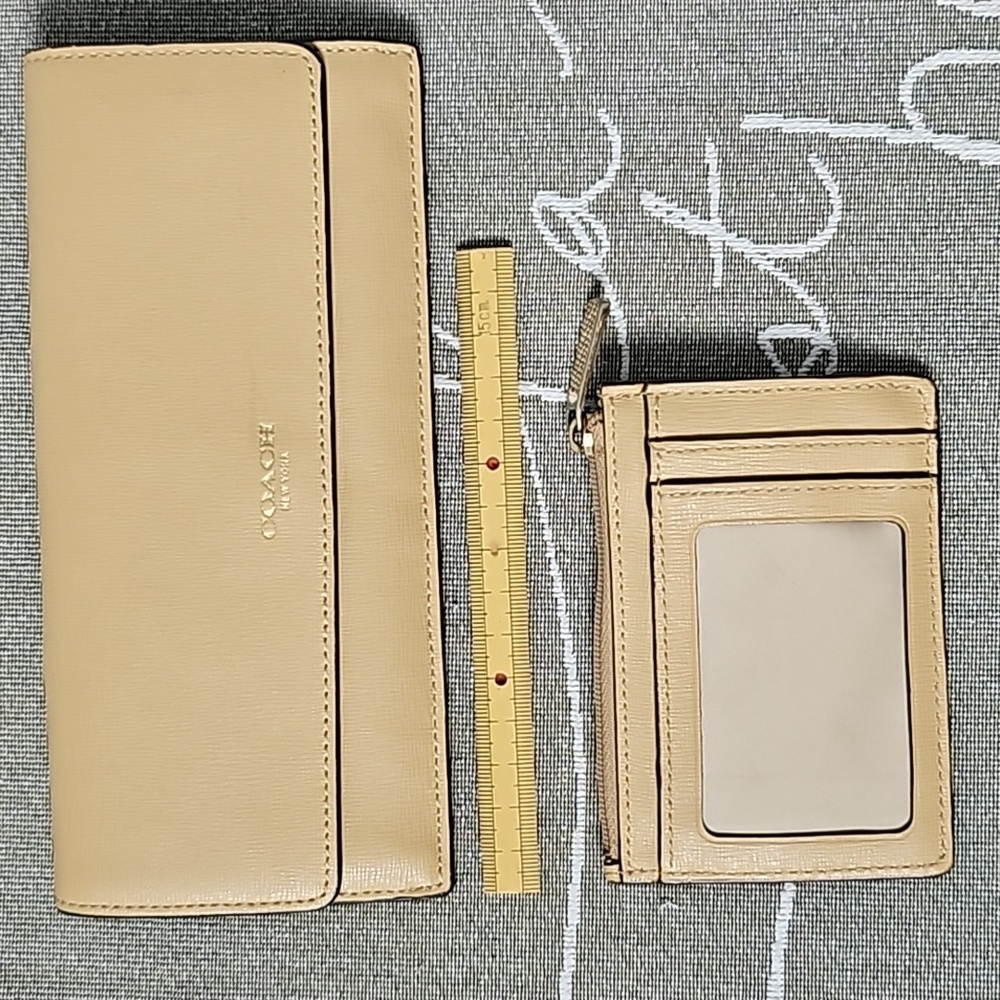 Coach wallet and mini skinny tan color